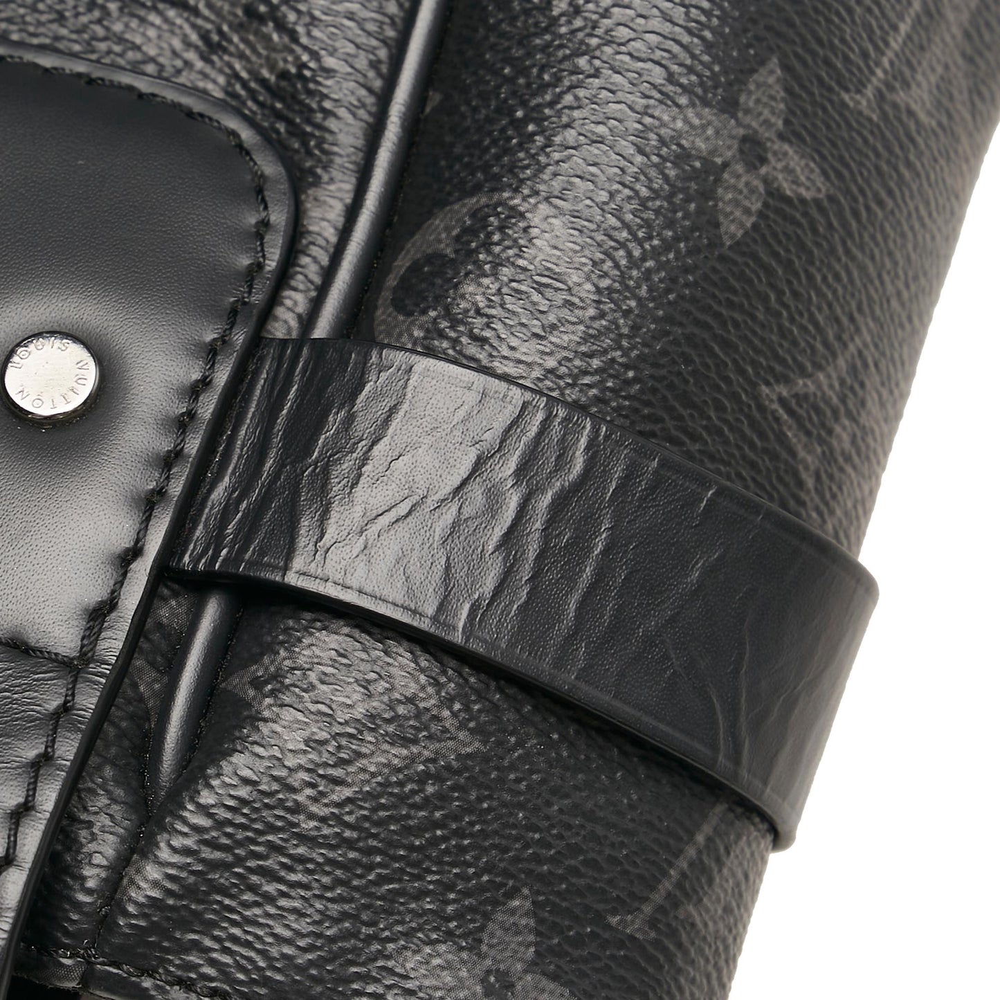Louis Vuitton Monogram Eclipse Steamer (SHG-34211)