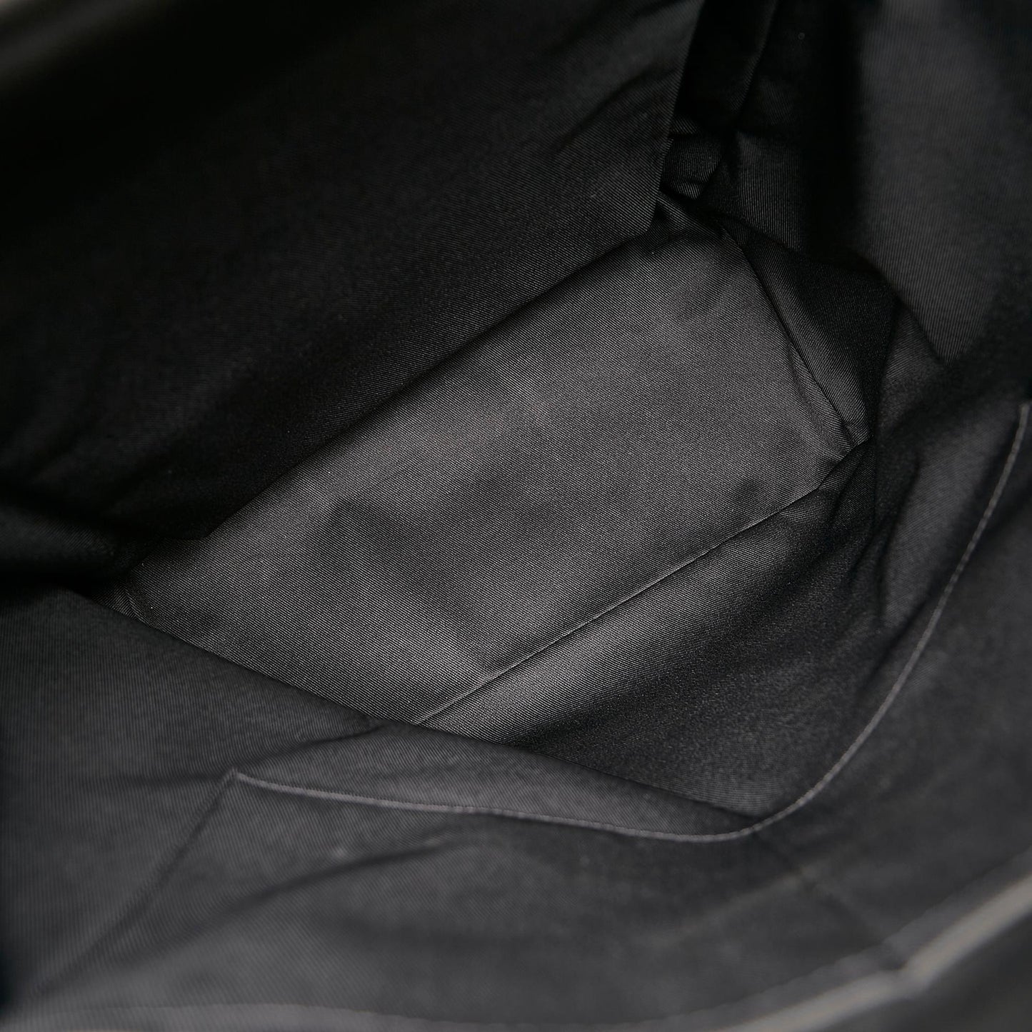 Louis Vuitton Monogram Eclipse Steamer (SHG-34211)