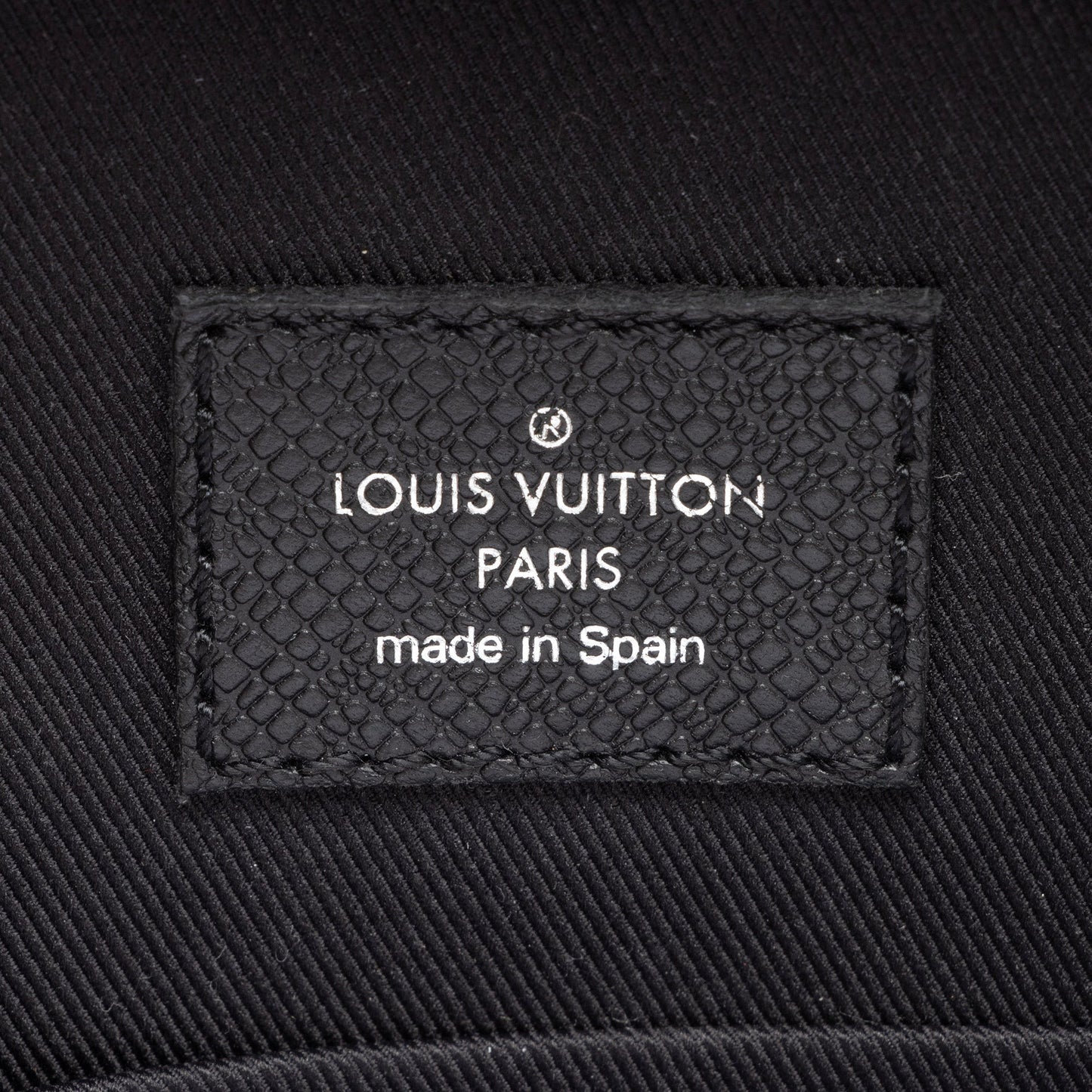 Louis Vuitton Monogram Eclipse Taiga Leather Taigarama Outdoor Sling Bag (SHF-23939)