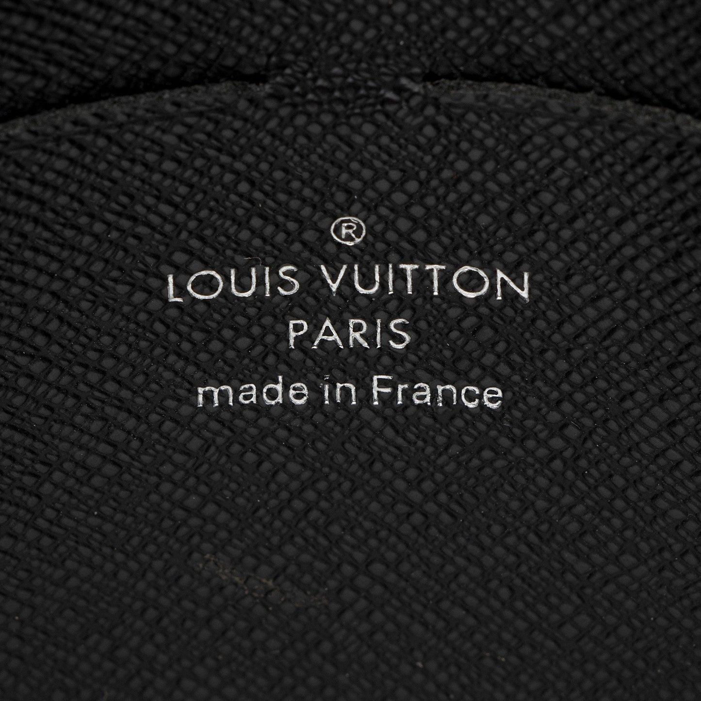 Louis Vuitton Monogram Eclipse Voyage MM Pochette (SHF-naXUvB)