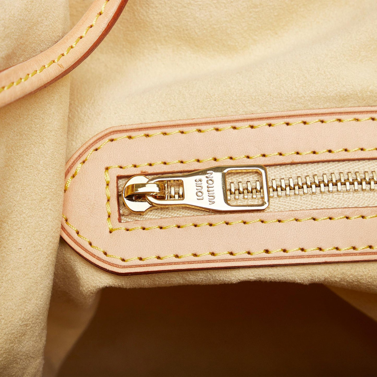 Louis Vuitton Monogram Eden Neo (SHG-LLHHWu)