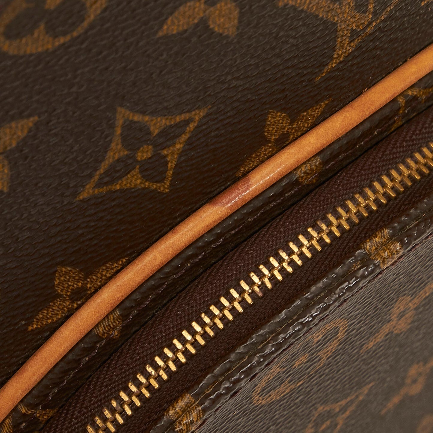 Louis Vuitton Monogram Ellipse GM Shopping Bag (SHG-V7MxmB)