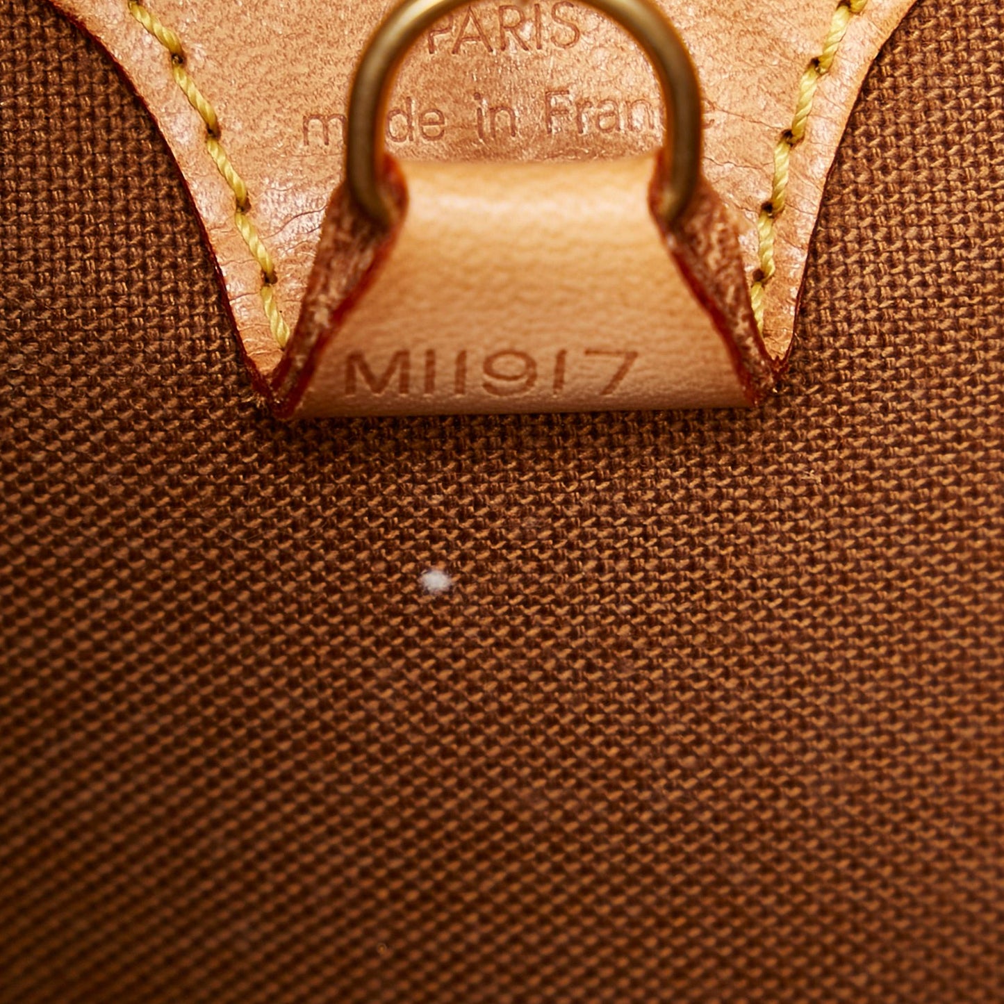 Louis Vuitton Monogram Ellipse PM (SHG-34473)