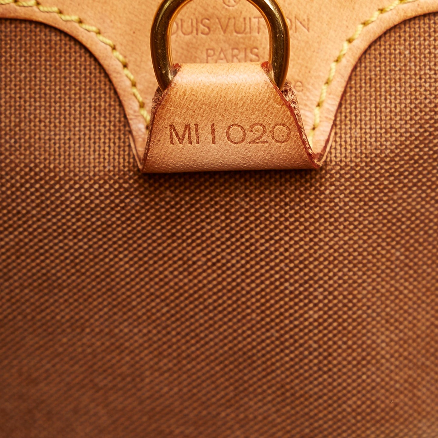 Louis Vuitton Monogram Ellipse PM (SHG-37179)