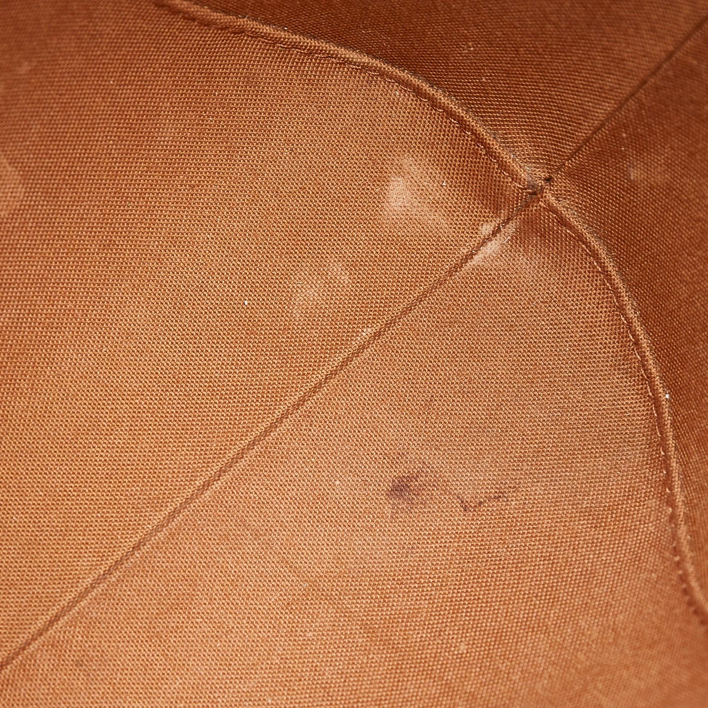 Louis Vuitton Monogram Ellipse PM (SHG-kqHdTR)