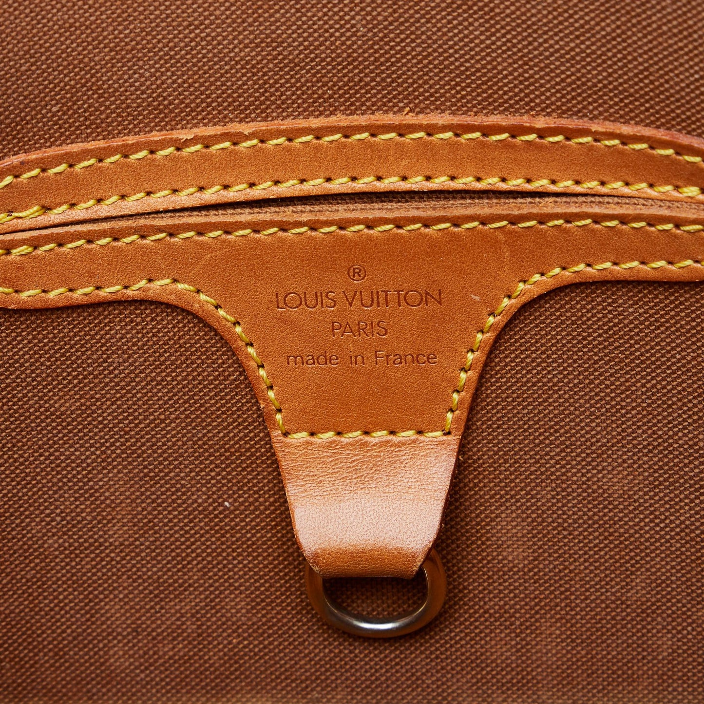 Louis Vuitton Monogram Ellipse PM (SHG-lo7ynr)