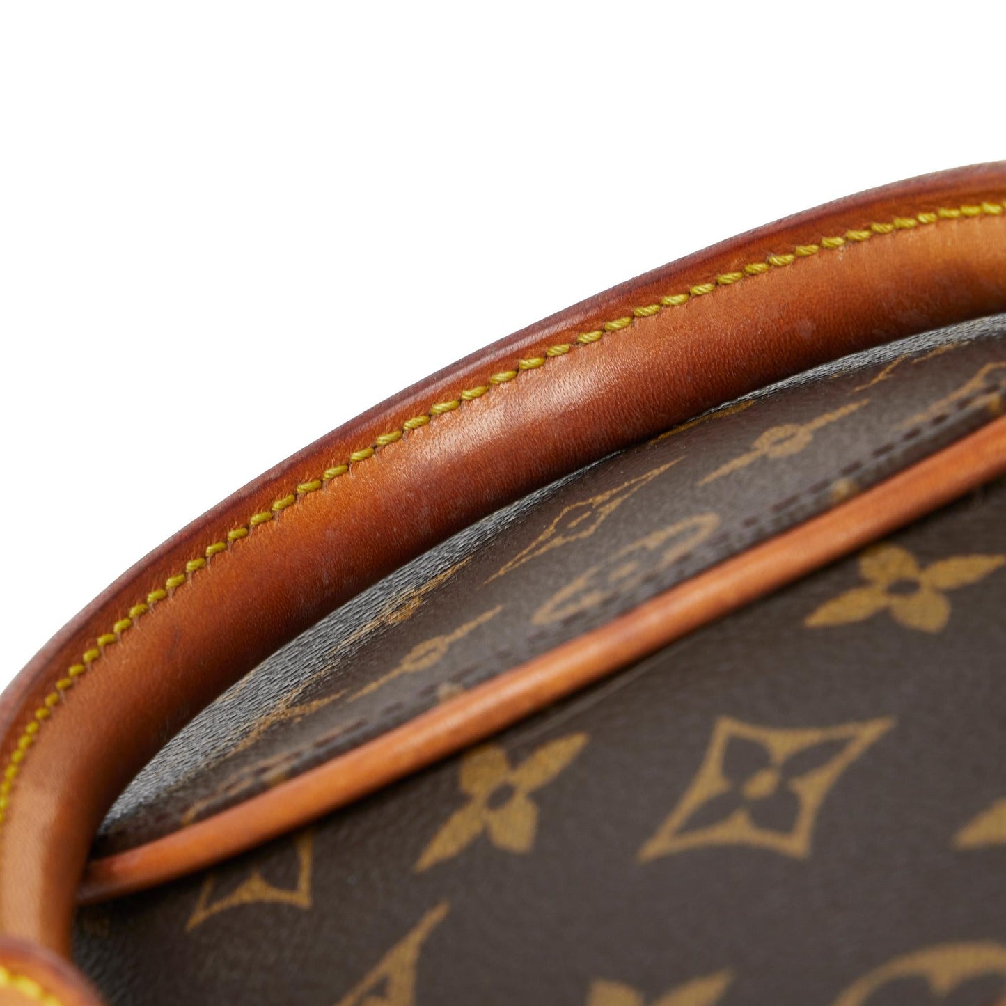 Louis Vuitton Monogram Ellipse PM (SHG-N9nqTk)