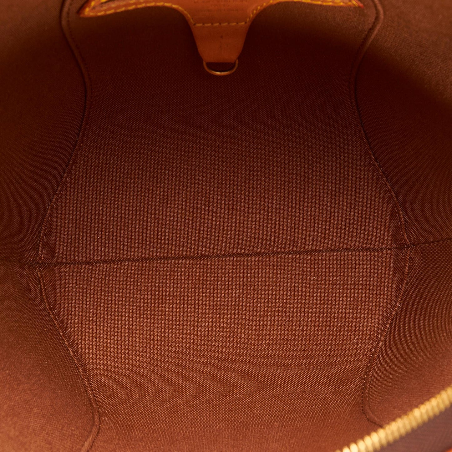 Louis Vuitton Monogram Ellipse PM (SHG-IwwkCG)