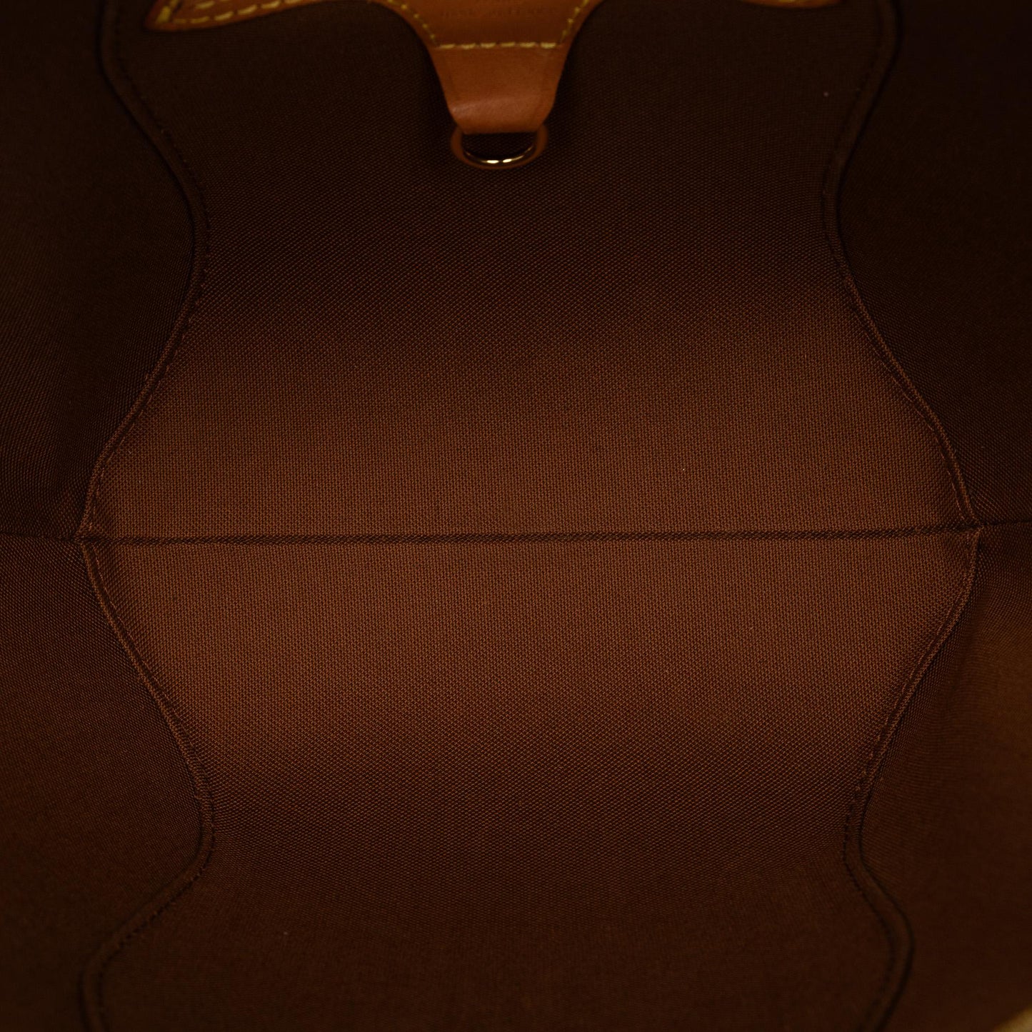 Louis Vuitton Monogram Ellipse PM (SHG-m26HuK)