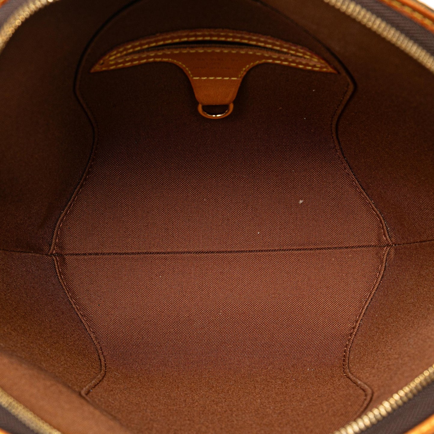 Louis Vuitton Monogram Ellipse PM (SHG-JfWQZk)