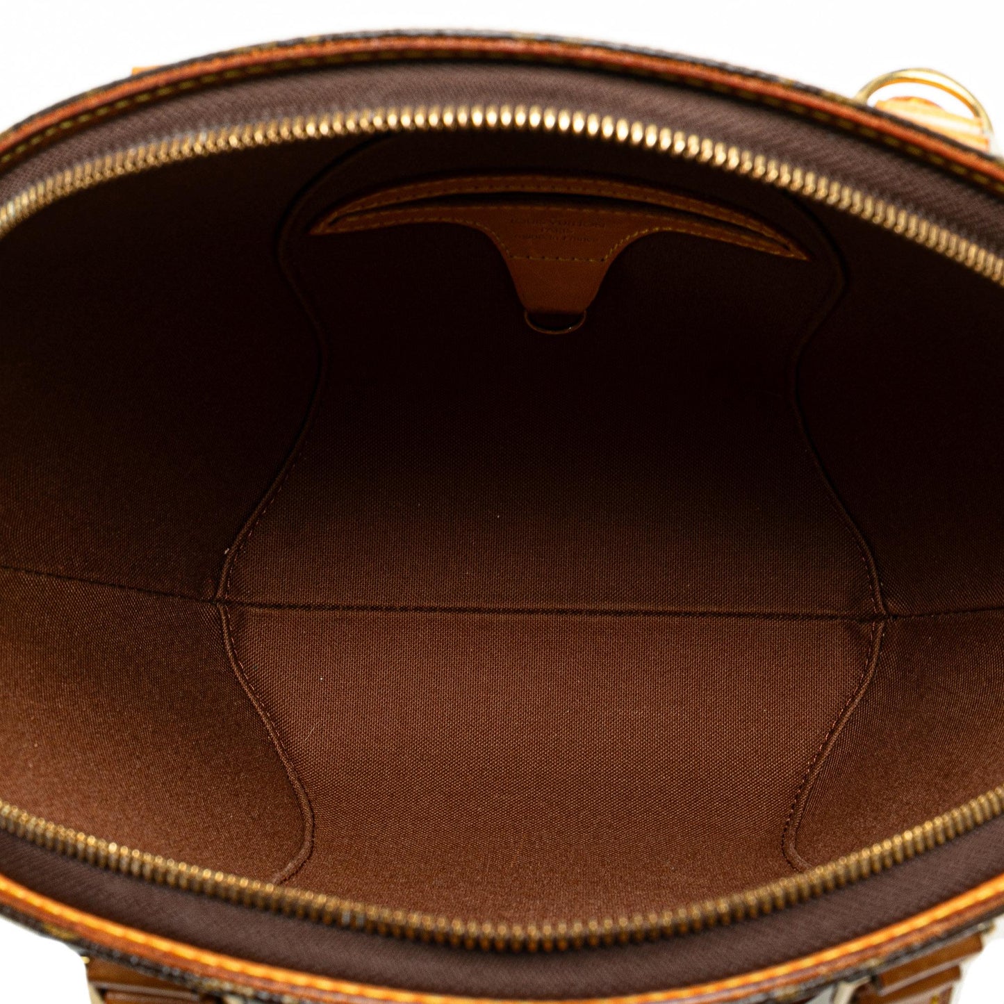 Louis Vuitton Monogram Ellipse PM (SHG-dv73ve)