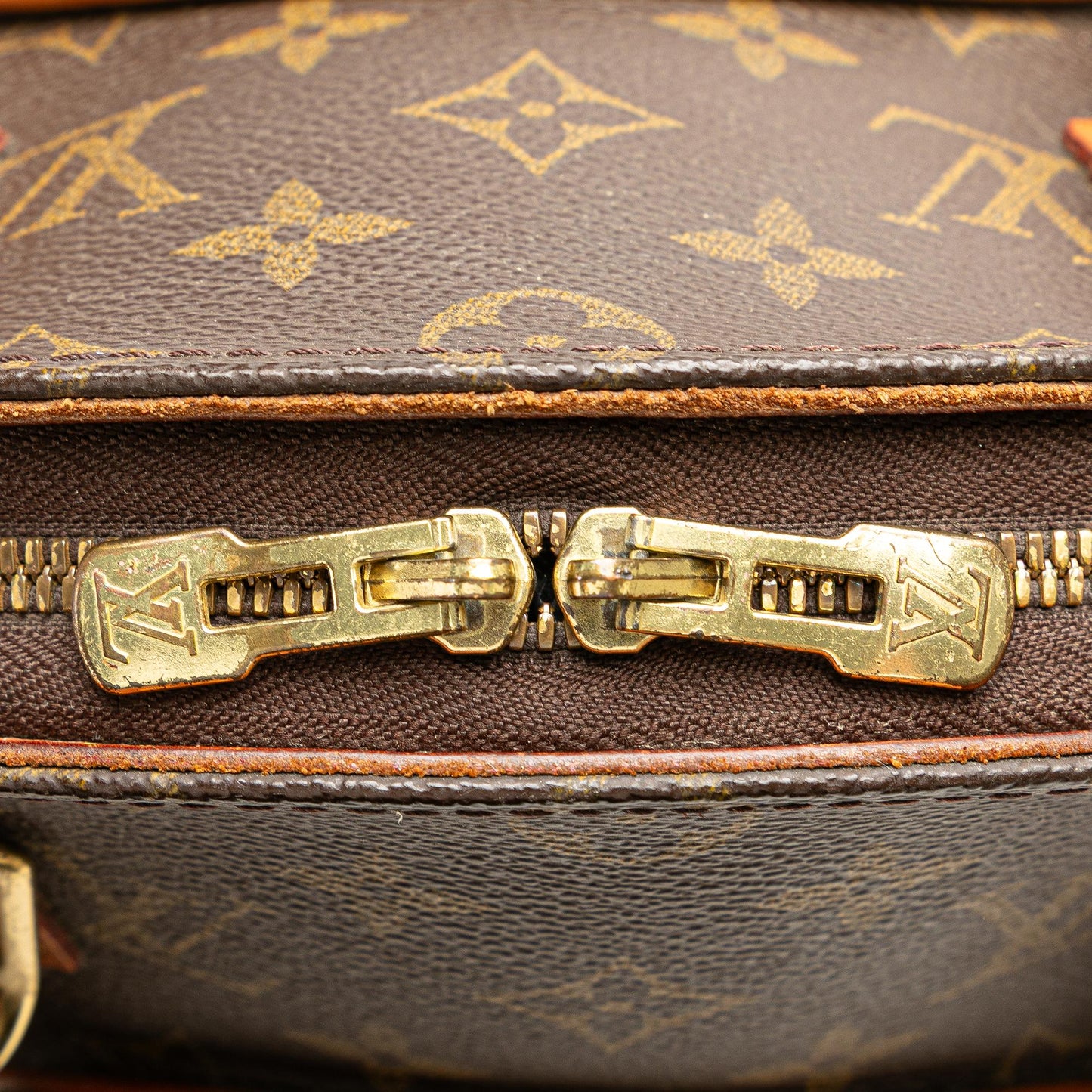 Louis Vuitton Monogram Ellipse PM