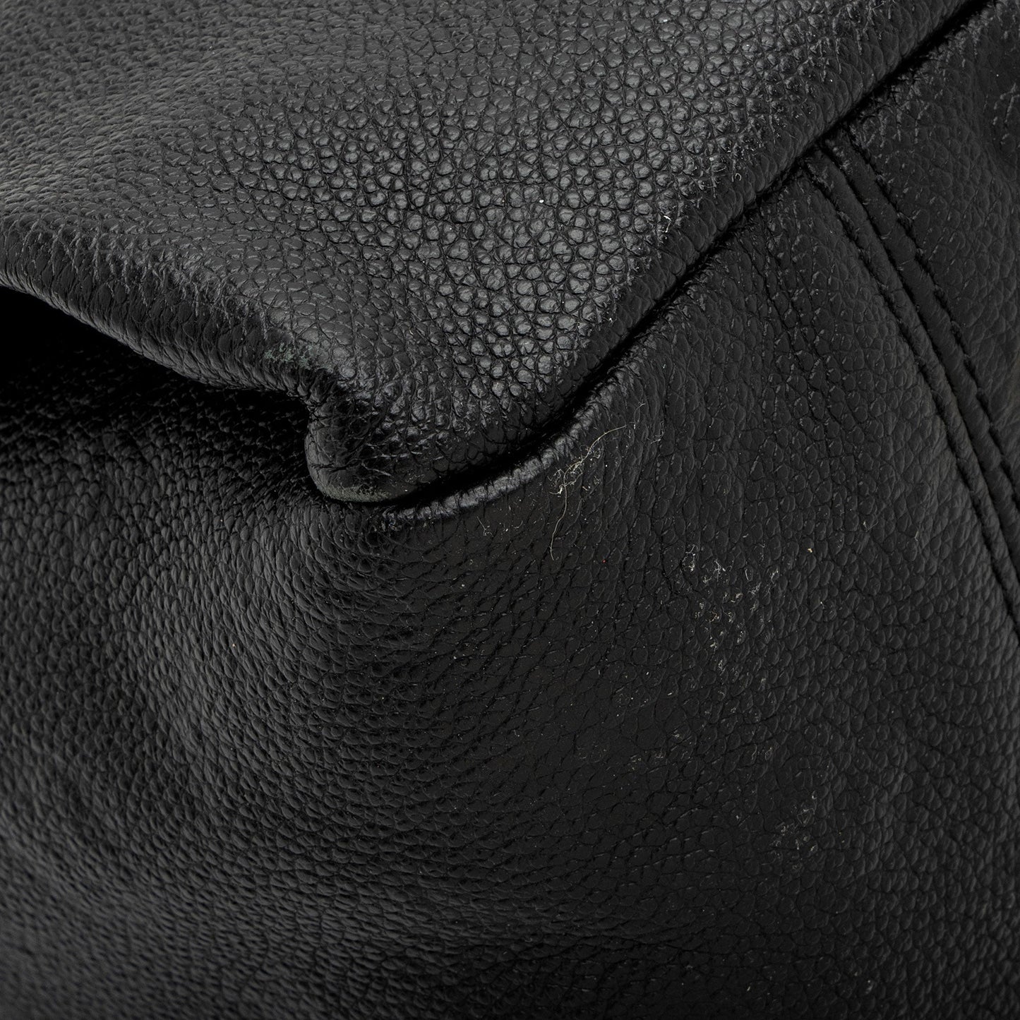 Louis Vuitton Monogram Empreinte Artsy MM Shoulder Bag (SHF-695rxs)