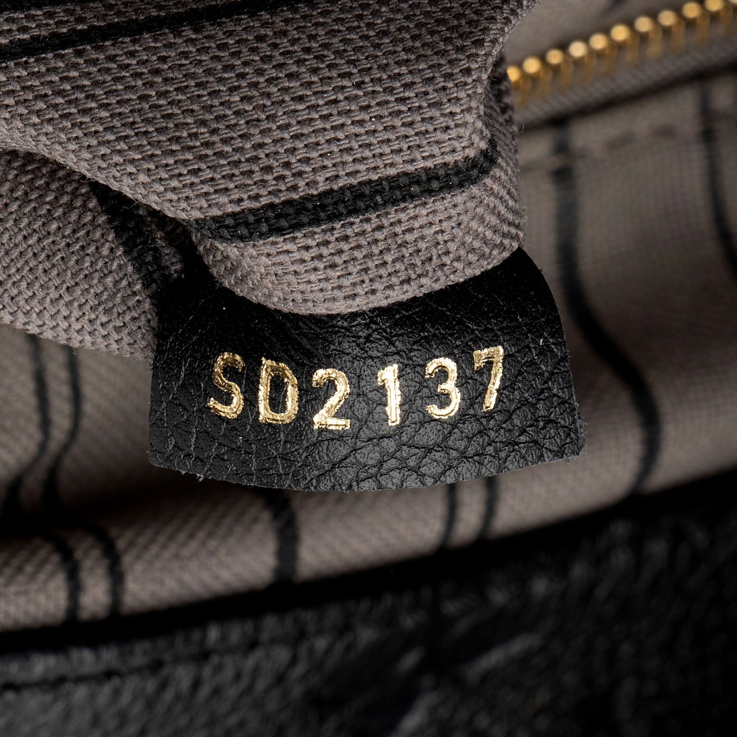 Louis Vuitton Monogram Empreinte Artsy MM Shoulder Bag