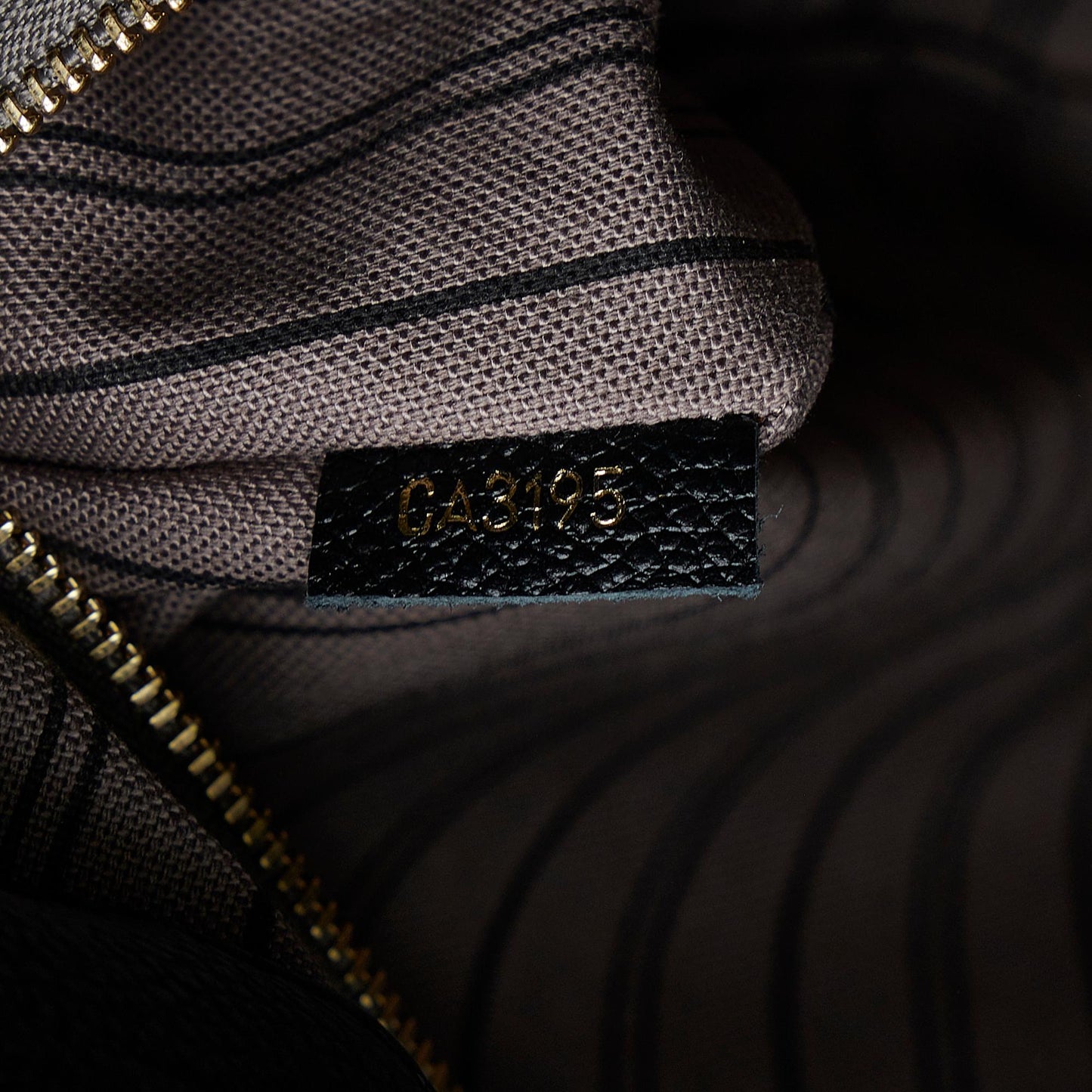 Louis Vuitton Monogram Empreinte Artsy MM (SHG-hhZc4P)