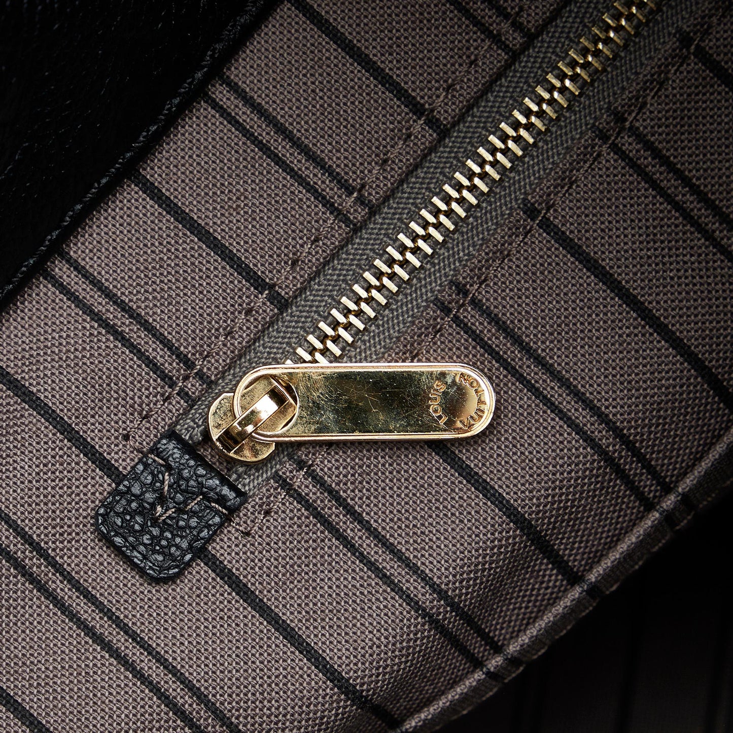 Louis Vuitton Monogram Empreinte Artsy MM (SHG-hhZc4P)