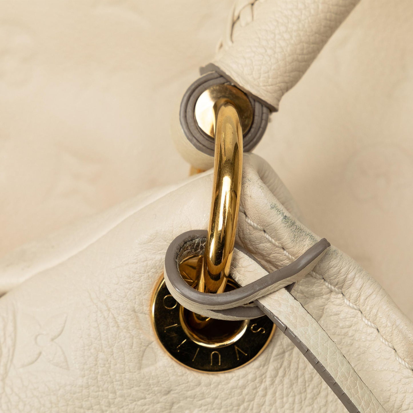 Louis Vuitton Monogram Empreinte Artsy MM (SHG-OnO1T6)