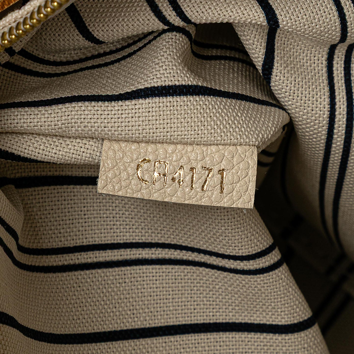 Louis Vuitton Monogram Empreinte Artsy MM