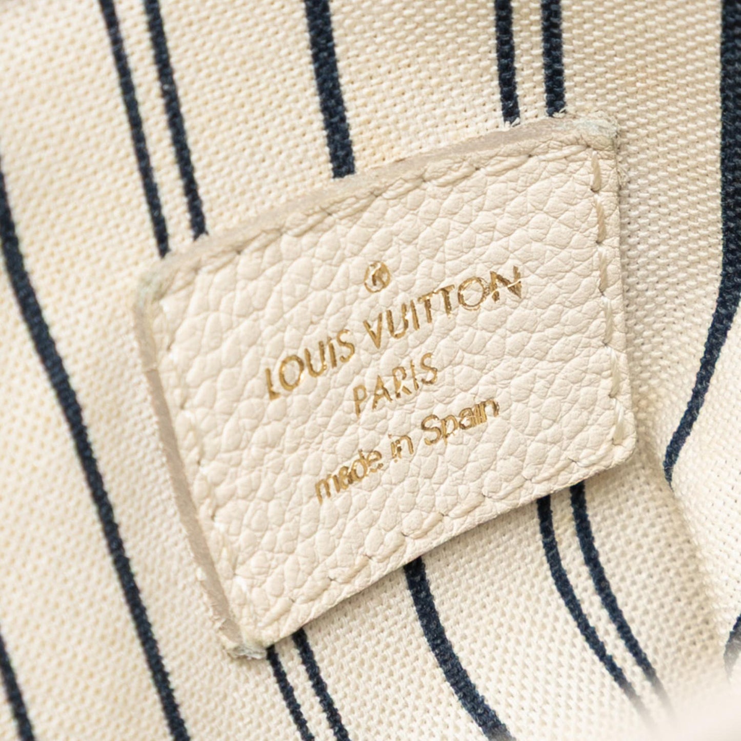 Louis Vuitton Monogram Empreinte Artsy MM