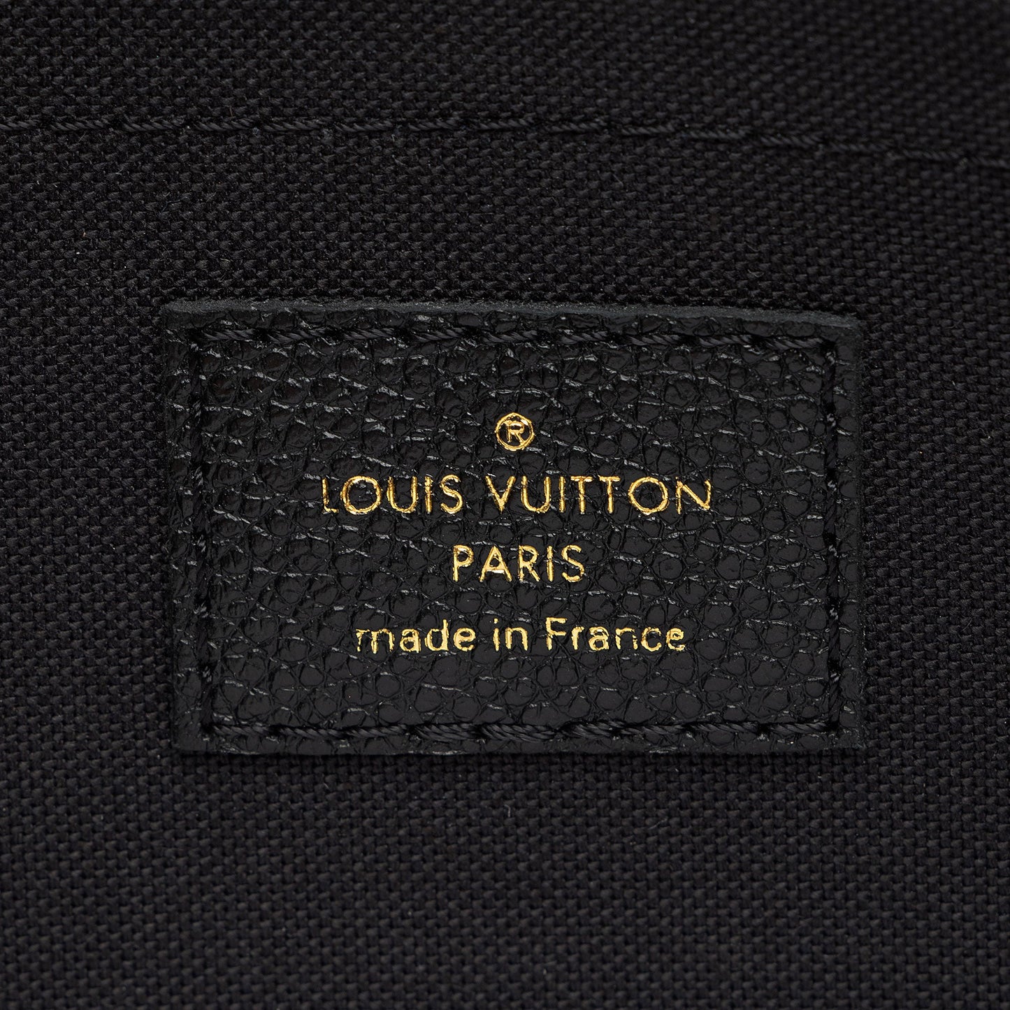 Louis Vuitton Monogram Empreinte Daily Pouch (SHF-9nPjpj)
