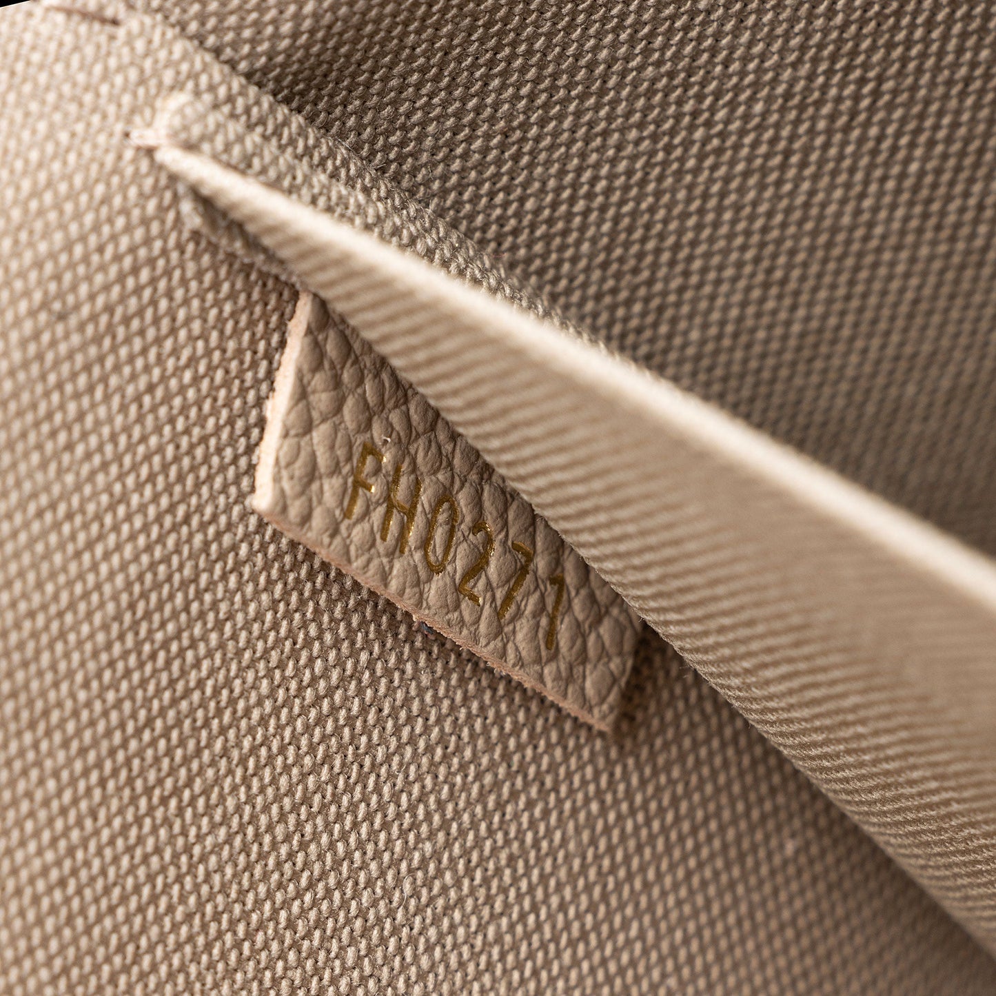 Louis Vuitton Monogram Empreinte Felicie Pochette (SHF-Lc6al3)