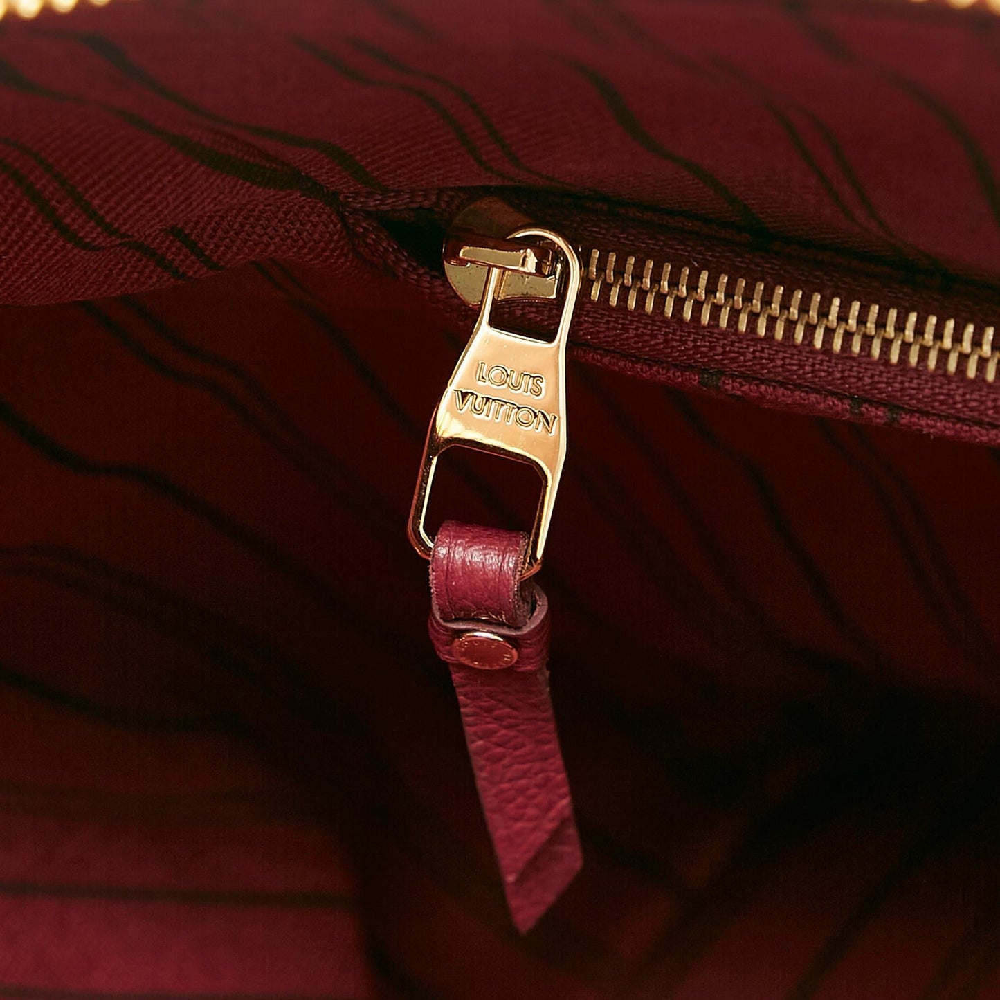 Louis Vuitton Monogram Empreinte Lumineuse PM (SHG-7DI8in)