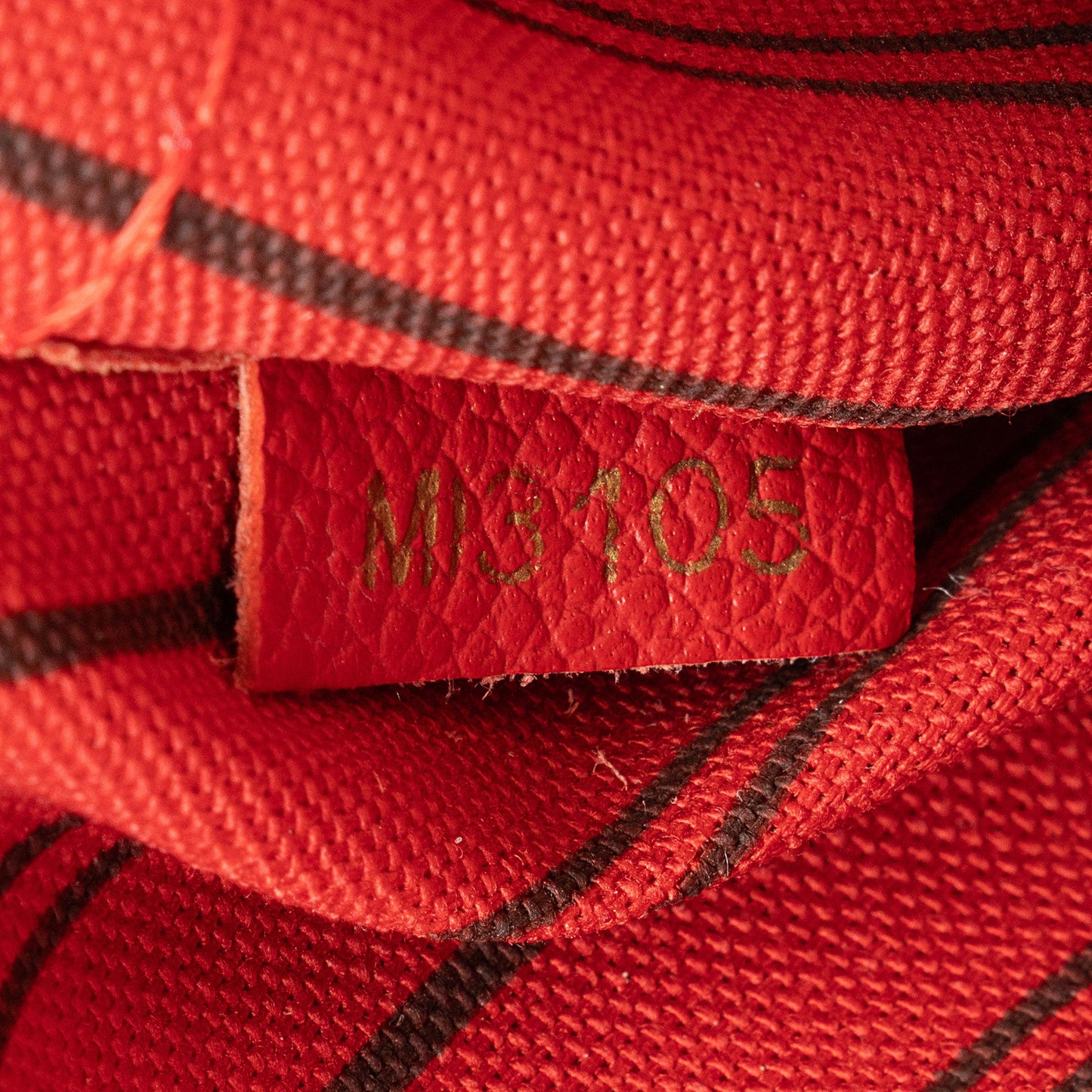 Louis Vuitton Monogram Empreinte Montaigne MM Satchel (SHF-0RAzJV)