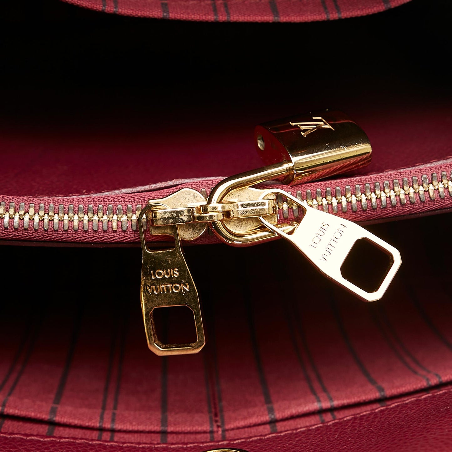 Louis Vuitton Monogram Empreinte Montaigne MM (SHG-35567)