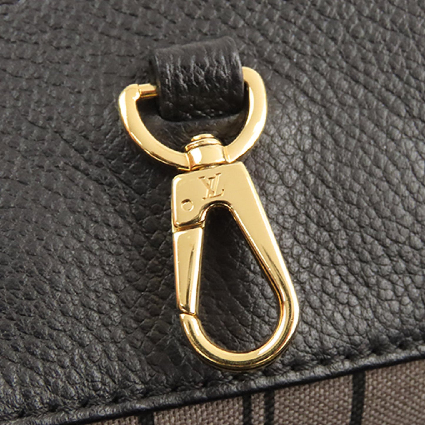 Louis Vuitton Monogram Empreinte Montaigne MM (SHG-35872)