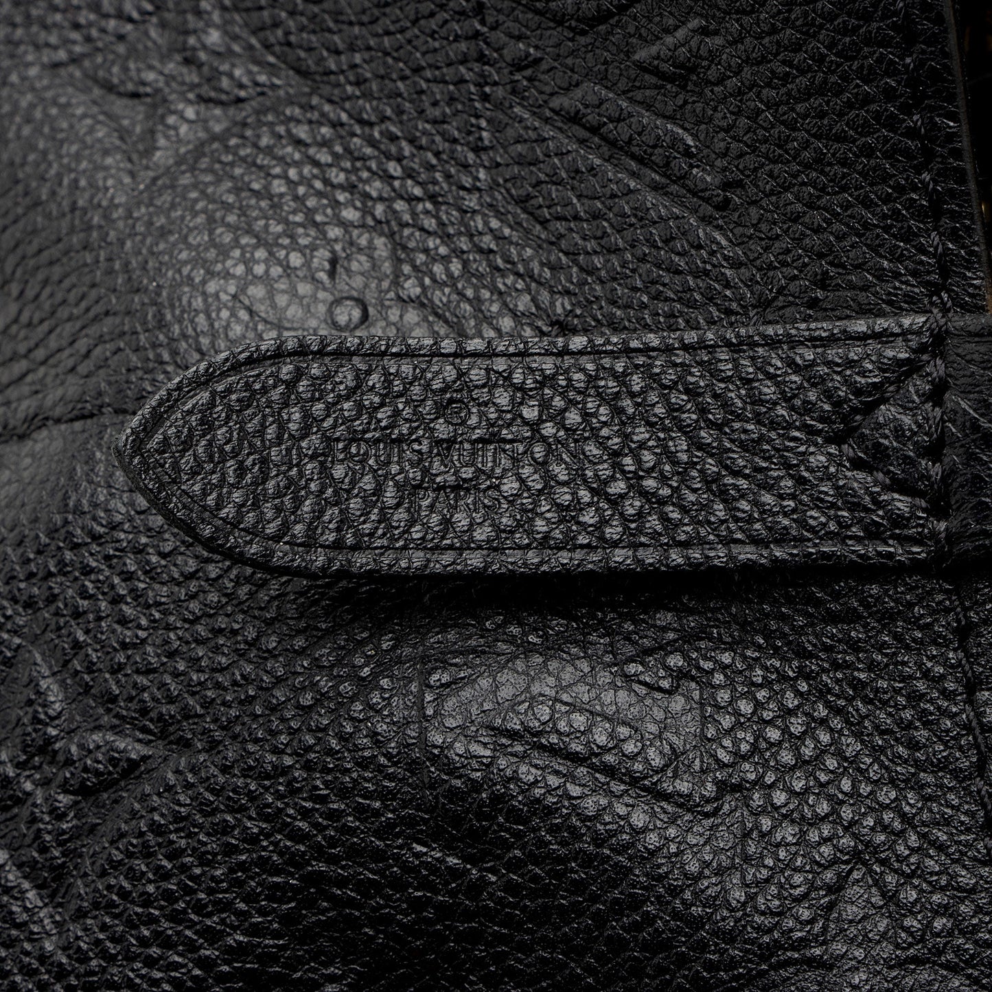 Louis Vuitton Monogram Empreinte Neonoe MM Shoulder Bag
