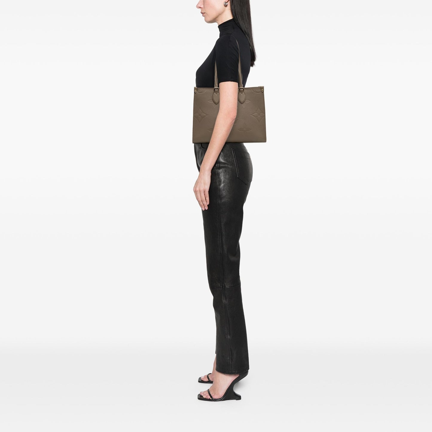Louis Vuitton Monogram Empreinte OnTheGo MM