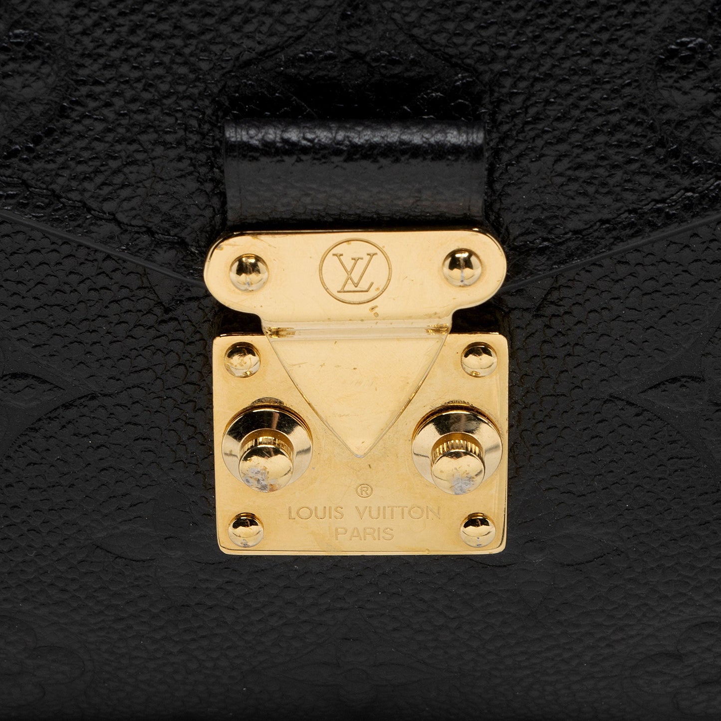 Louis Vuitton Monogram Empreinte Pochette Metis Shoulder Bag (SHF-eLaUKe)