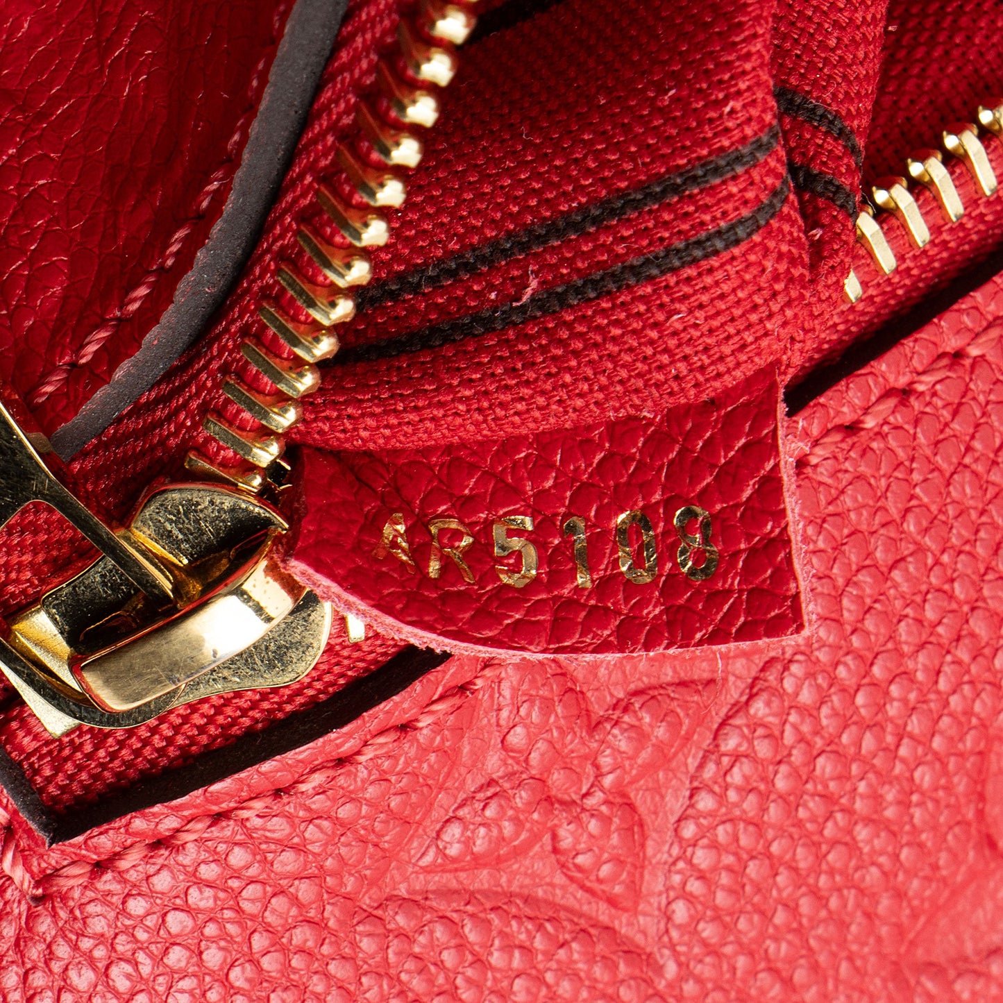 Louis Vuitton Monogram Empreinte Pochette Metis Shoulder Bag