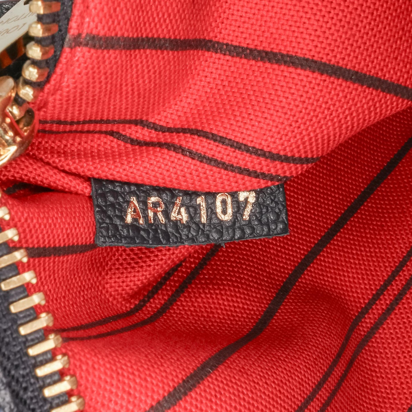 Louis Vuitton Monogram Empreinte Pochette Metis