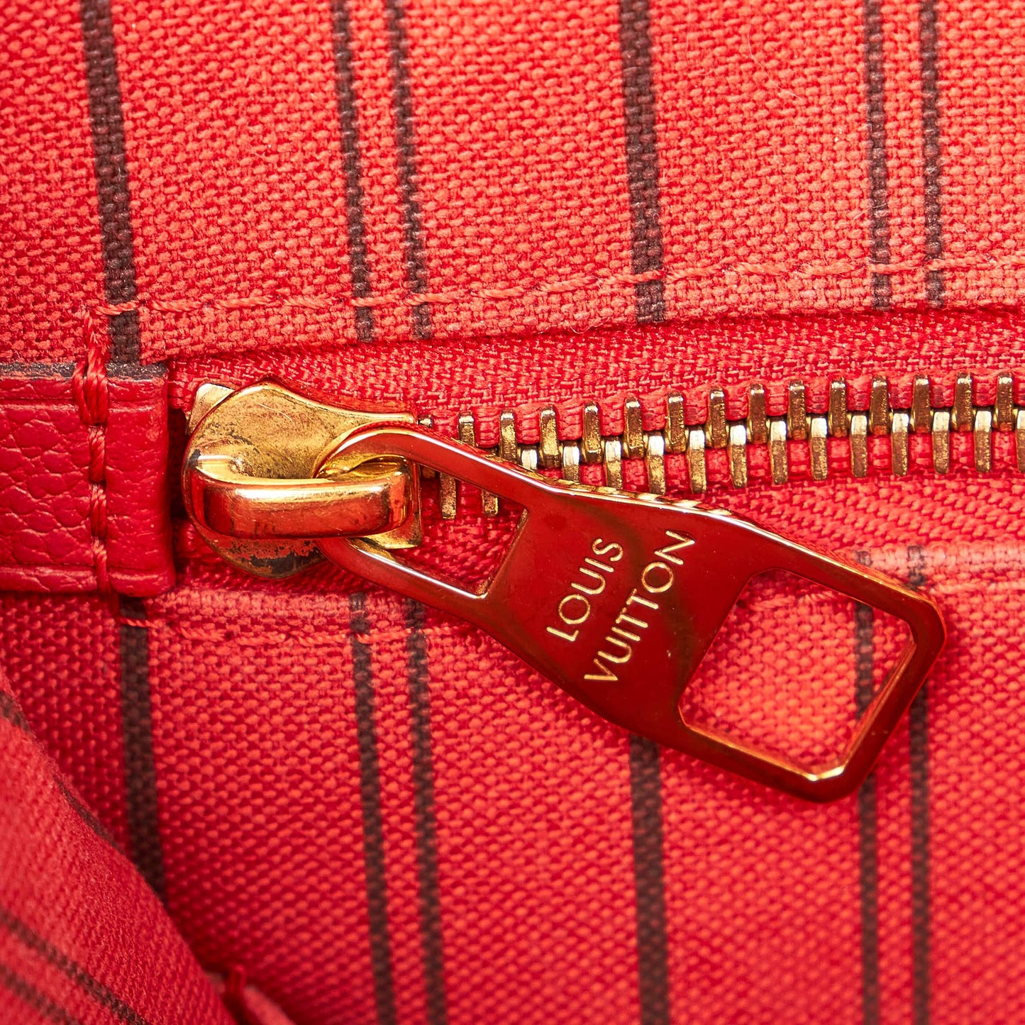 Louis Vuitton Monogram Empreinte Pont Neuf MM (SHG-32312)