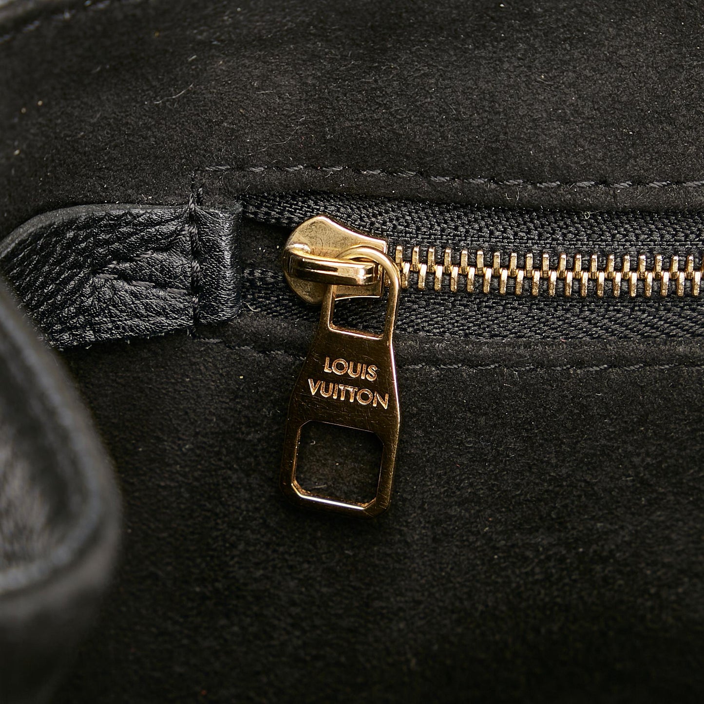 Louis Vuitton Monogram Empreinte Saint Germain MM (SHG-36946)
