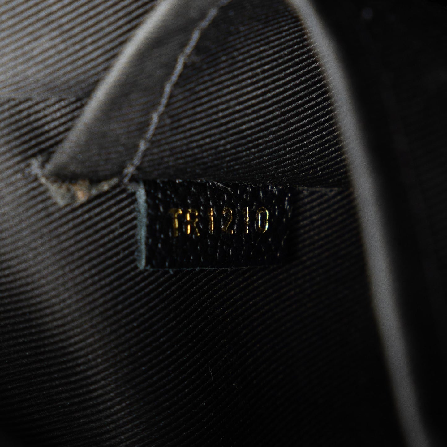 Louis Vuitton Monogram Empreinte Sully PM (SHG-BxTTeO)
