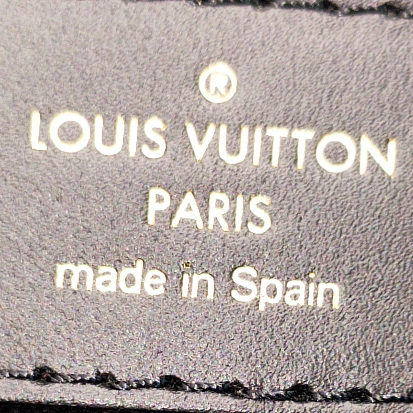 Louis Vuitton Monogram Empreinte V Tote MM (SHG-37135)