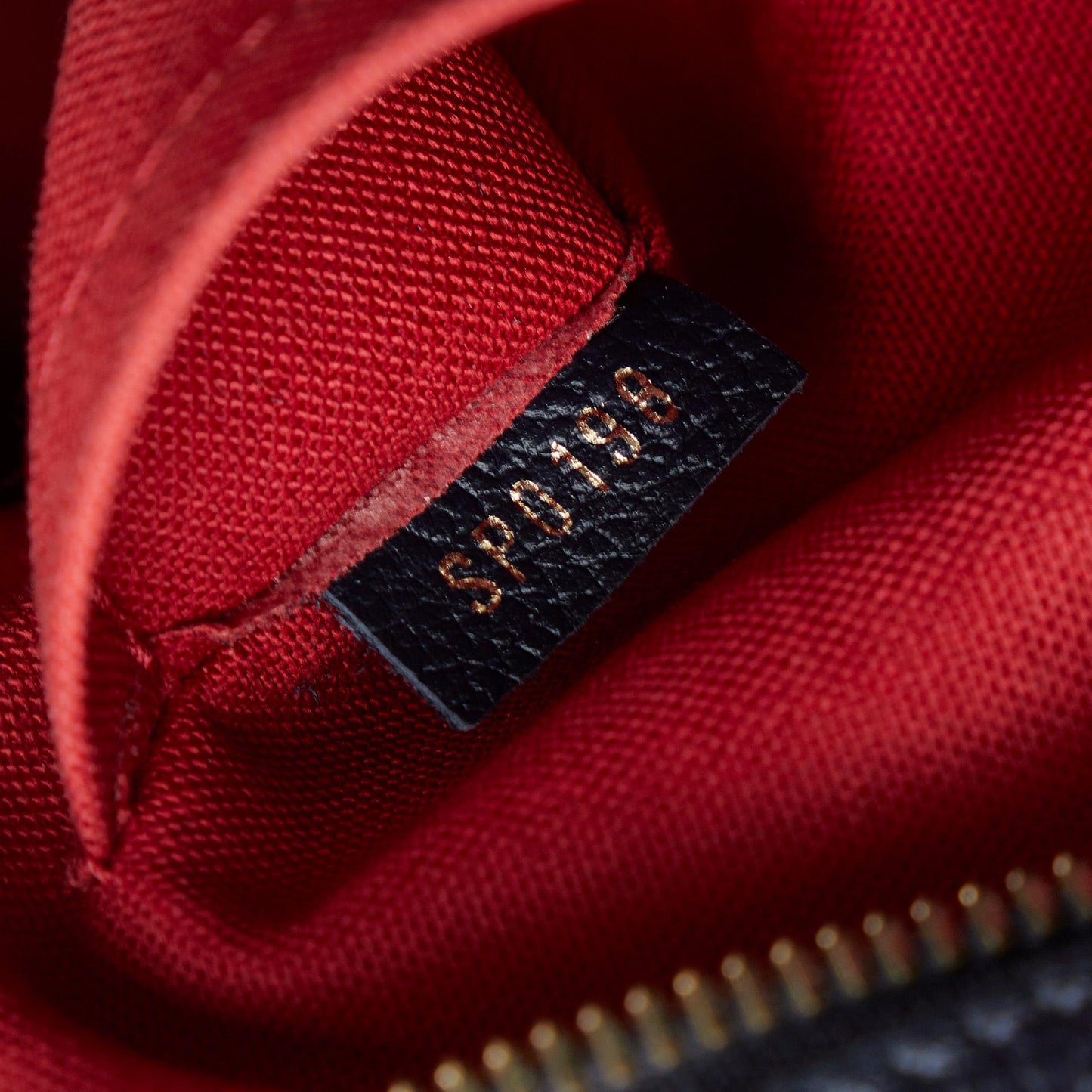 Louis Vuitton Monogram Empreinte Vosges MM (SHG-Cu5adt)