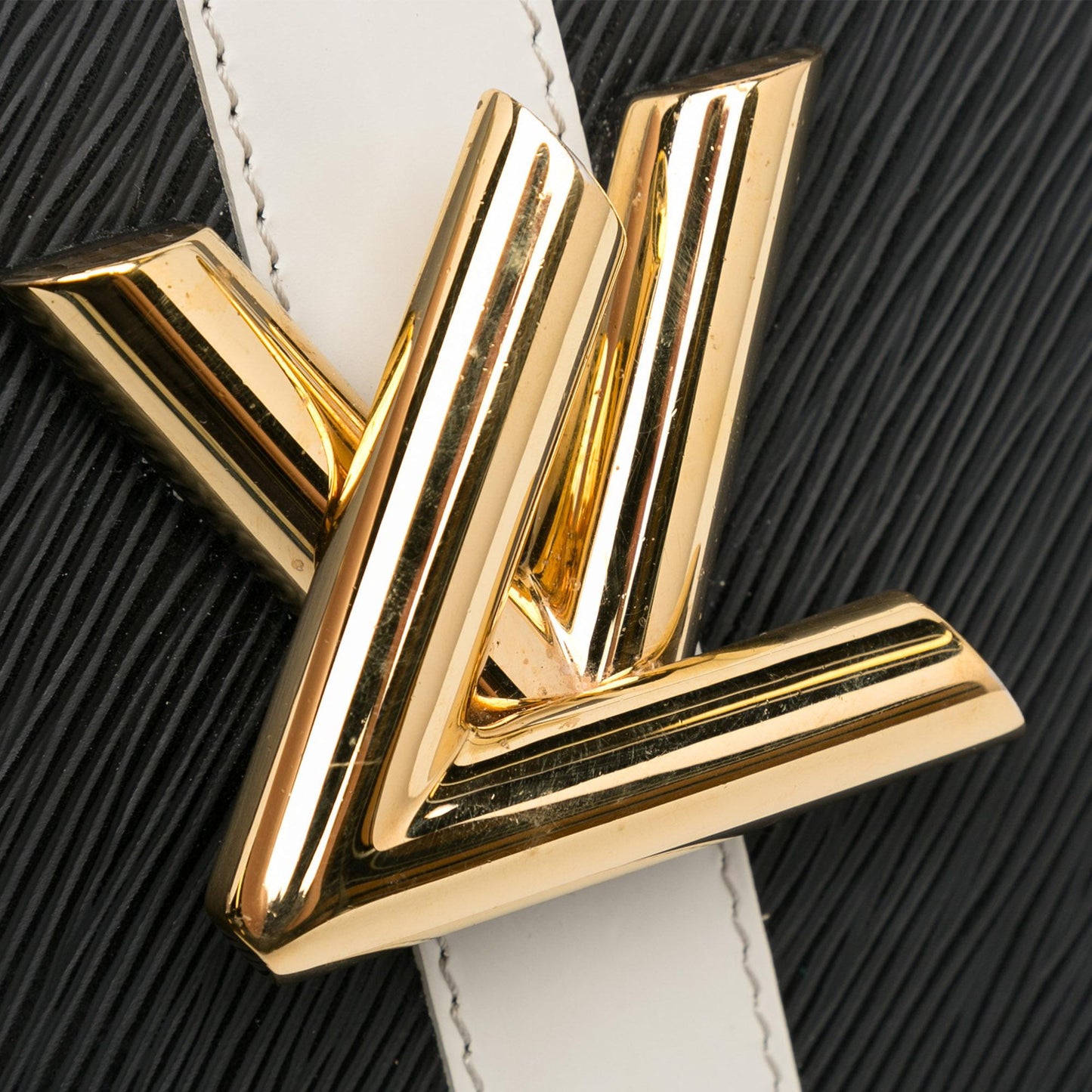 Louis Vuitton Monogram Epi Trunk Twist MM (SHG-6ADril)