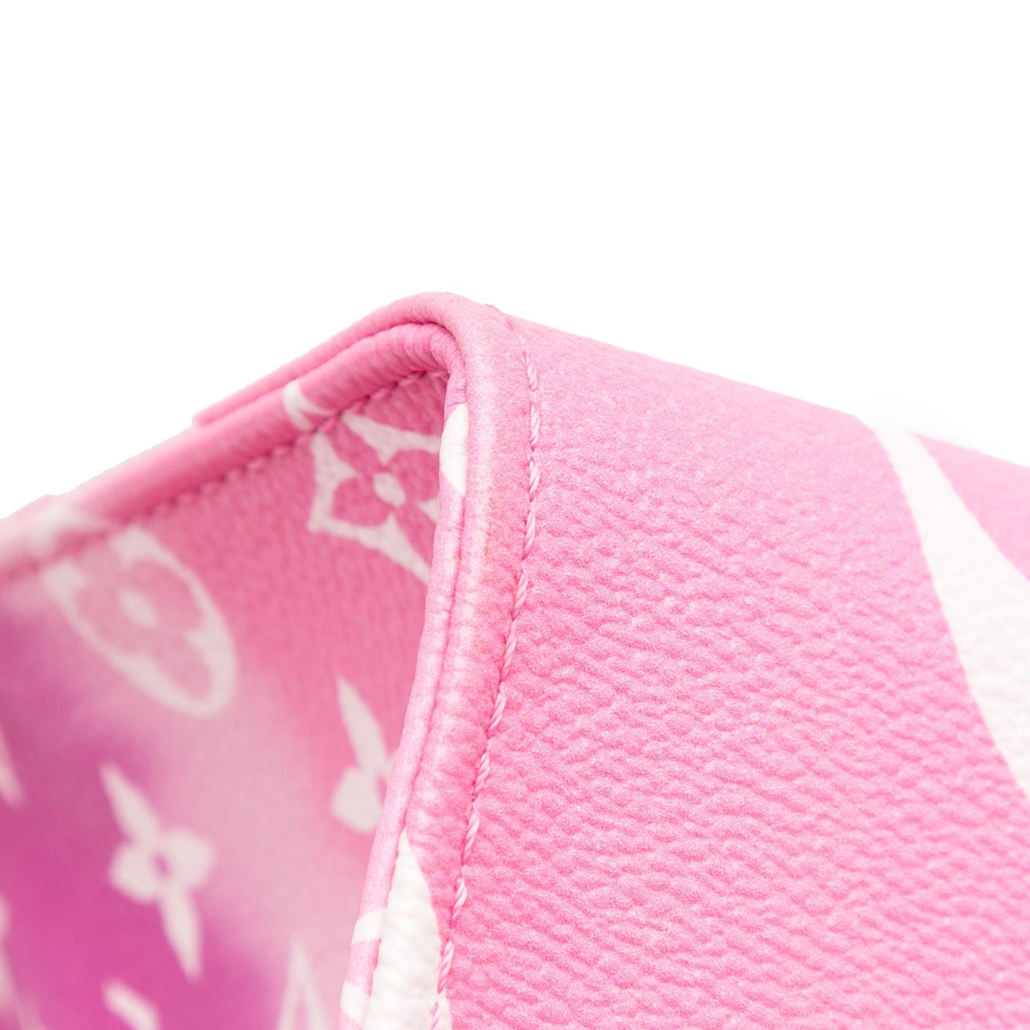 Louis Vuitton Monogram Escale OntheGo GM (SHG-uo21Fw)