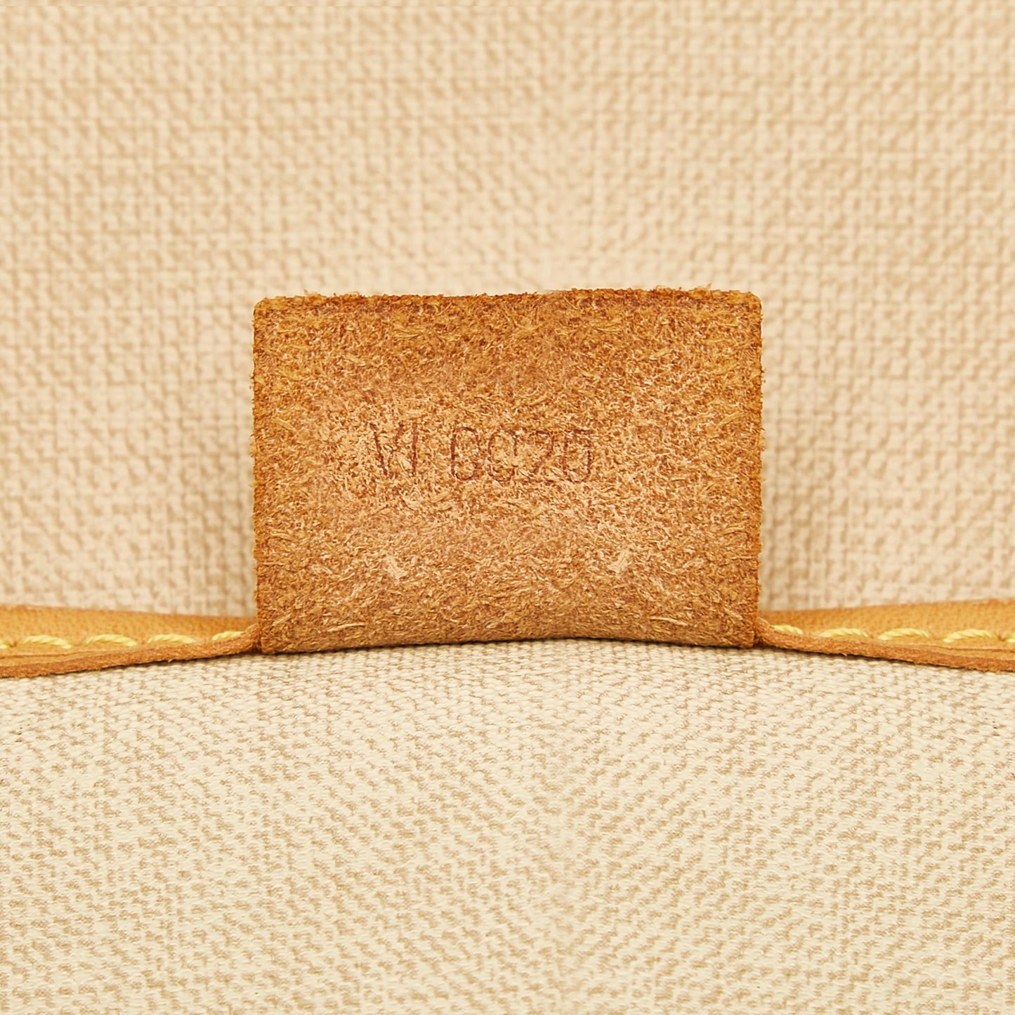 Louis Vuitton Monogram Excursion (SHG-32560)