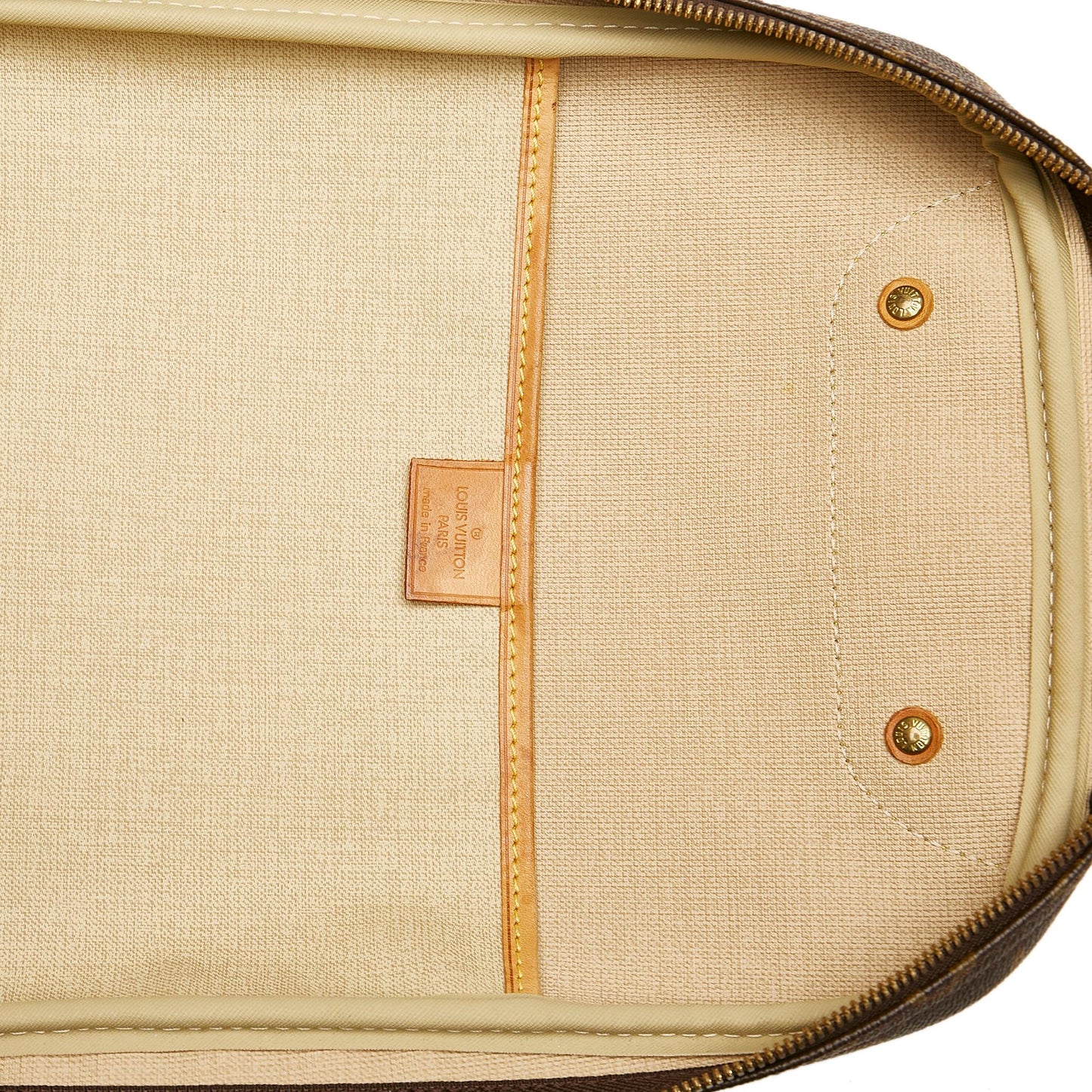 Louis Vuitton Monogram Excursion (SHG-32560)