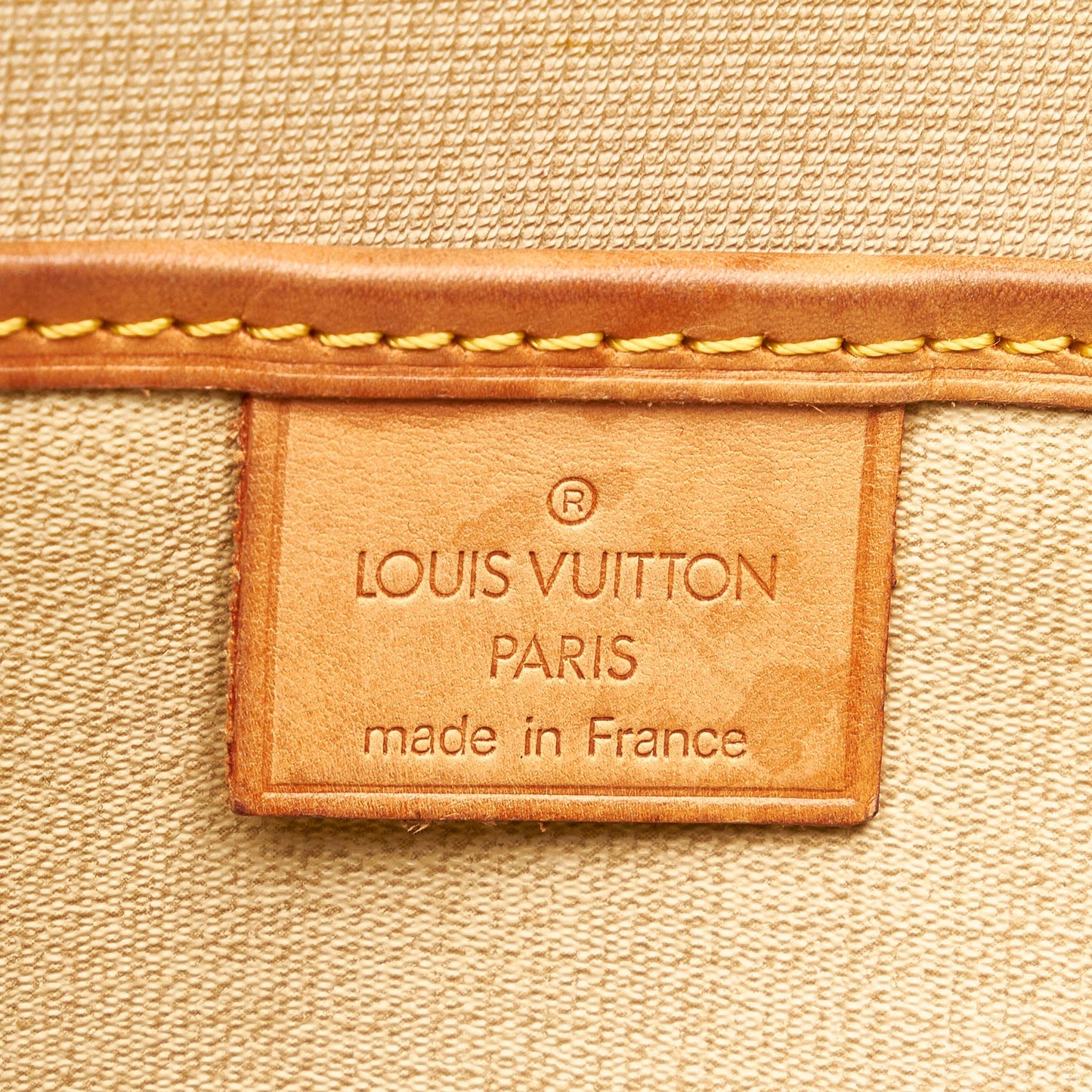 Louis Vuitton Monogram Excursion (SHG-33873)