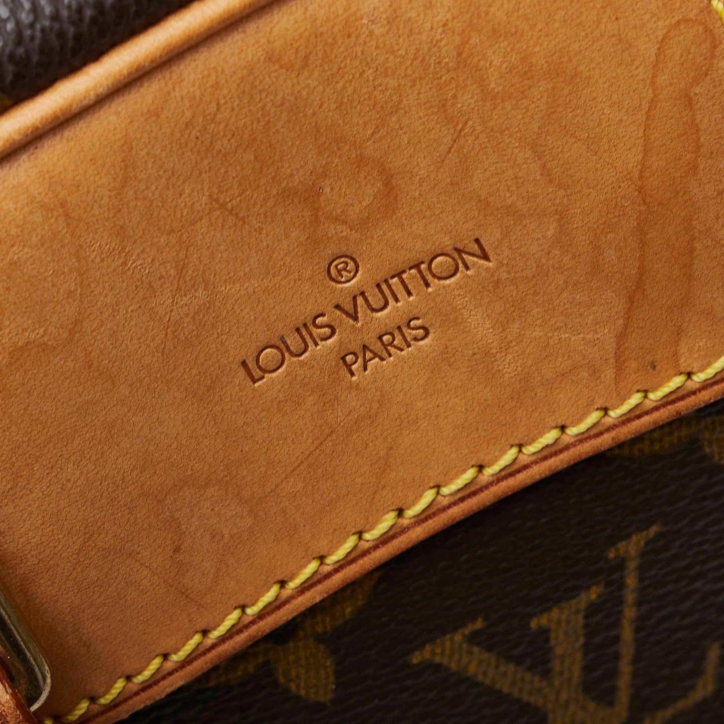 Louis Vuitton Monogram Excursion (SHG-zqMsNa)