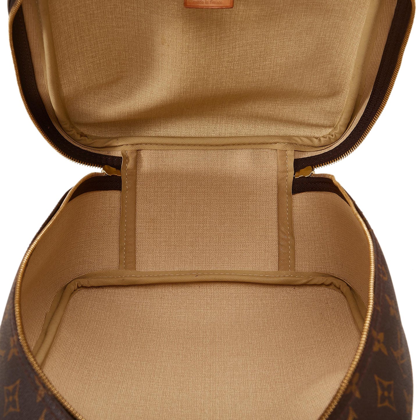 Louis Vuitton Monogram Excursion (SHG-FtJYWA)