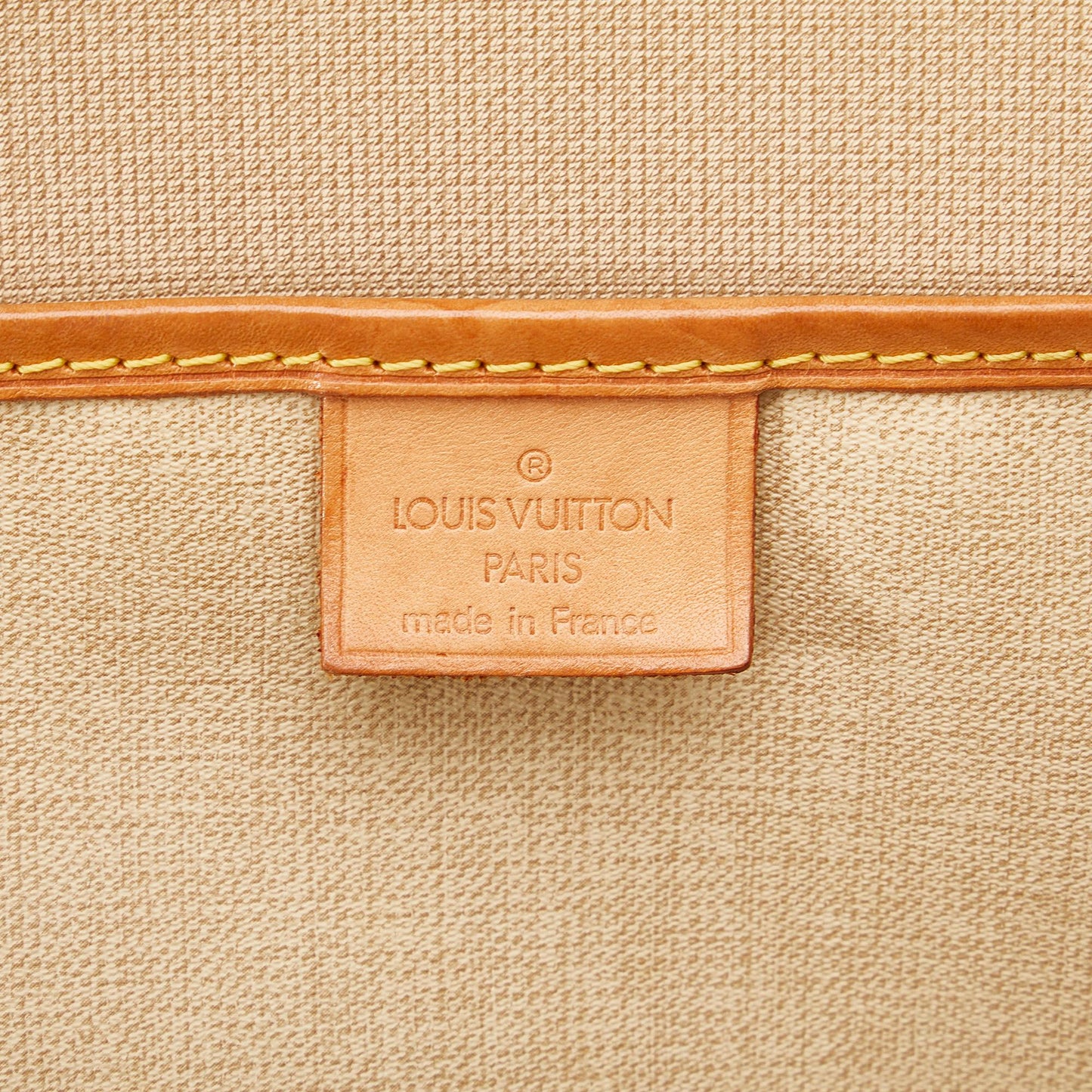 Louis Vuitton Monogram Excursion (SHG-FtJYWA)