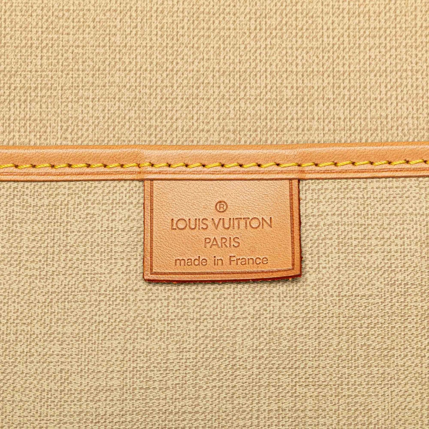 Louis Vuitton Monogram Excursion (SHG-hA7afG)