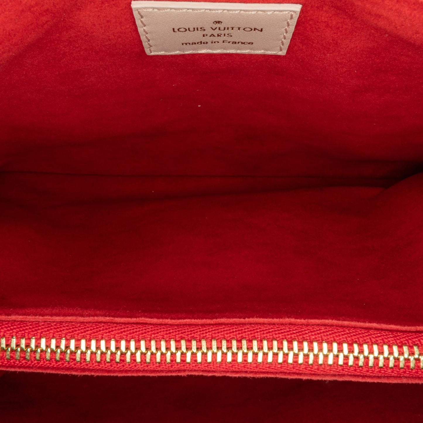 Louis Vuitton Monogram Fall In Love Coussin PM (SHG-5rP2ec)