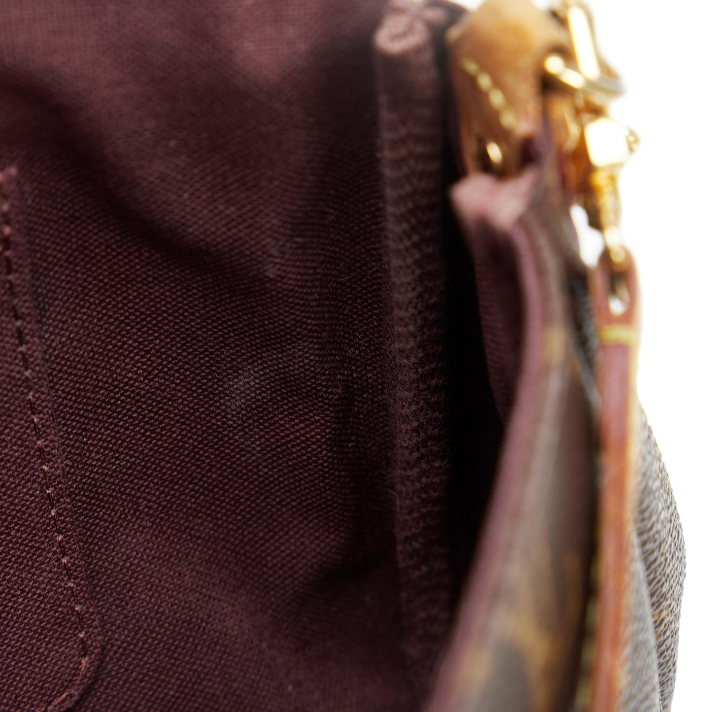 Louis Vuitton Monogram Favorite MM (SHG-jGEvgu)